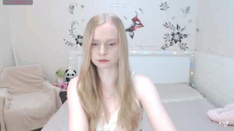 Snapshot of alice_d0ll chatting on 18, 1, 2026 Alice online show from 18, 1, 2026