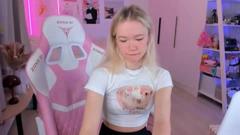 Snapshot of alice_forfun chatting on 3, 2, 2026 Alichery online show from 3, 2, 2026