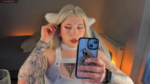  Alice  online show from 3, 4, 2026