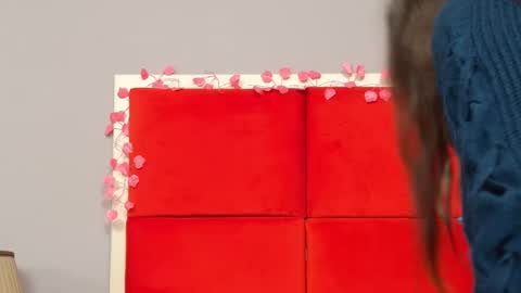 AliceMunro online show from 18, 2, 2025