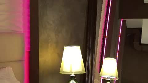 Snapshot of alice_night_ chatting on 6, 8, 2026 alice_night_ online show from 6, 8, 2026