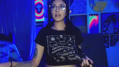 Snapshot of alice_phantom chatting on 9, 12, 2024      online show from 9, 12, 2024