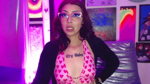 Snapshot of alice_phantom chatting on 14, 1, 2025      online show from 14, 1, 2025