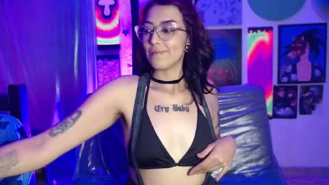 Snapshot of alice_phantom chatting on 21, 1, 2025      online show from 21, 1, 2025