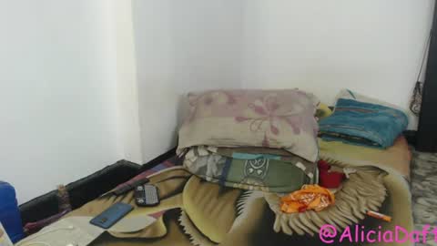 Snapshot of alice_psilocybe_sabina420 chatting on 9, 7, 2026 Alicia Aldara online show from 9, 7, 2026