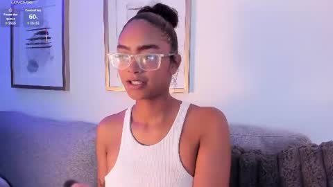 Snapshot of alice_simmons chatting on 5, 7, 2026 alice_simmons online show from 5, 7, 2026