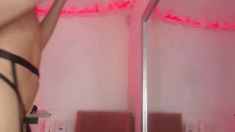 Snapshot of alice_sofia chatting on 2, 2, 2025 Sofia online show from 2, 2, 2025