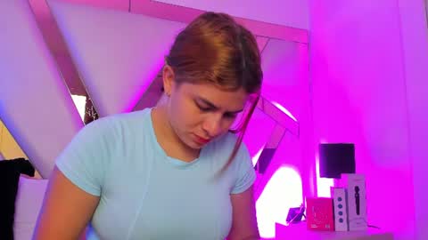 AliceCruz online show from 6, 7, 2026
