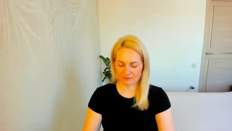 Alicee online show from 23, 3, 2026