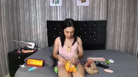 alicee_moonn online show from 24, 9, 2025