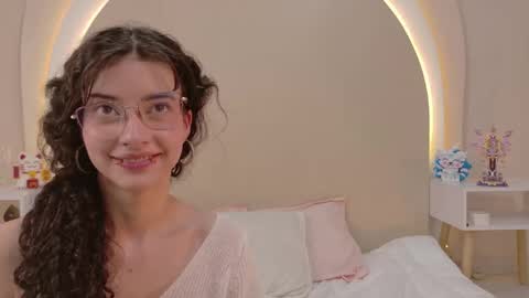 Snapshot of alicee_rodriguez chatting on 21, 4, 2026 alice online show from 21, 4, 2026