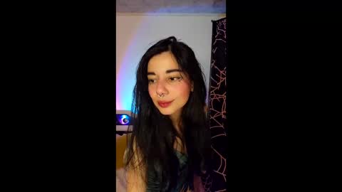 Alicekingdom online show from 10, 1, 2026