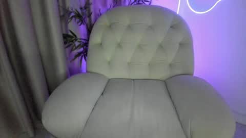 AliceLevine online show from 16, 4, 2026