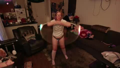 Snapshot of aliceliddell710 chatting on 14, 5, 2026 Alice Liddell online show from 14, 5, 2026