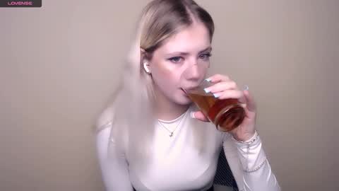 Alice online show from 12, 9, 2025