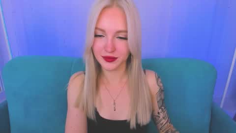 Snapshot of alicemonro chatting on 14, 10, 2025 alicemonro online show from 14, 10, 2025
