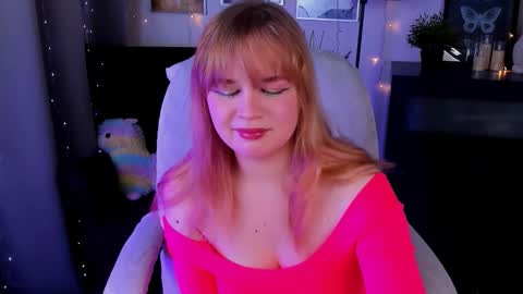 Snapshot of alicepopsy chatting on 17, 12, 2025 Alice online show from 17, 12, 2025