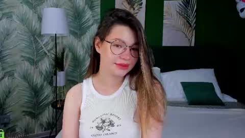 Snapshot of aliceruby1 chatting on 1, 7, 2026 Alice online show from 1, 7, 2026