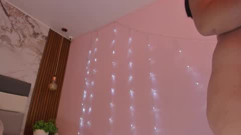          online show from 29, 10, 2025