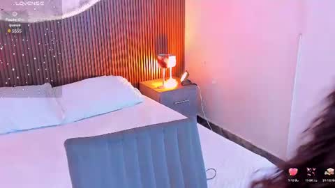 Snapshot of alicestevens_ chatting on 8, 6, 2026 Alicestevens online show from 8, 6, 2026