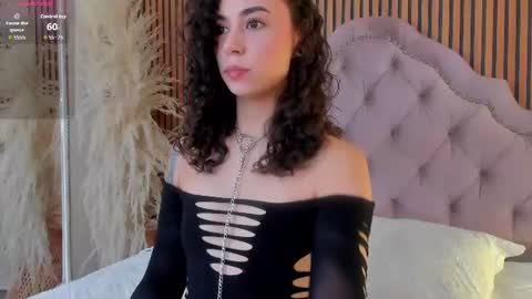 Snapshot of alicestevens_ chatting on 10, 7, 2026 Alicestevens online show from 10, 7, 2026