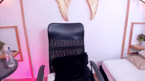 Snapshot of alicesweet10 chatting on 10, 9, 2025 Alice online show from 10, 9, 2025