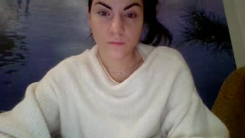 Snapshot of alicetailorrr chatting on 3, 2, 2026 AliceTailorrr online show from 3, 2, 2026