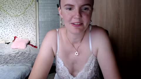 Snapshot of alicexbaby chatting on 19, 6, 2026 Alicexbaby online show from 19, 6, 2026