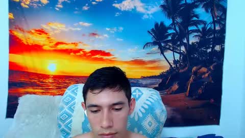 Snapshot of alicia_and_brandon chatting on 31, 1, 2025 CATALINA Y ANDRES online show from 31, 1, 2025