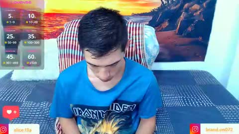 Snapshot of alicia_and_brandon chatting on 5, 2, 2025 CATALINA Y ANDRES online show from 5, 2, 2025