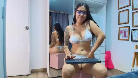 alicia_rainbow online show from 28, 4, 2026