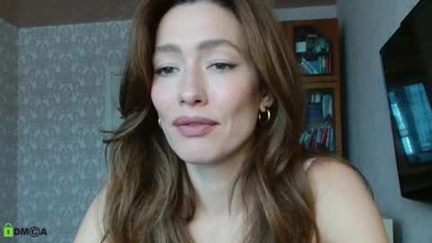 Alicia online show from 12, 11, 2025