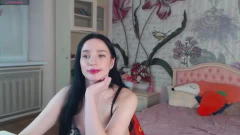Snapshot of aliciabow chatting on 12, 3, 2025 Veronica online show from 12, 3, 2025