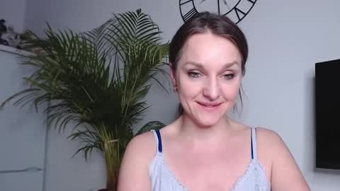 Alicia online show from 12, 2, 2025