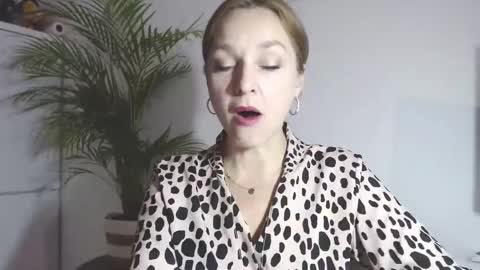 Alicia online show from 4, 12, 2025