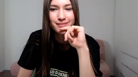 Snapshot of alicianoveli chatting on 2, 12, 2024 alicianoveli online show from 2, 12, 2024