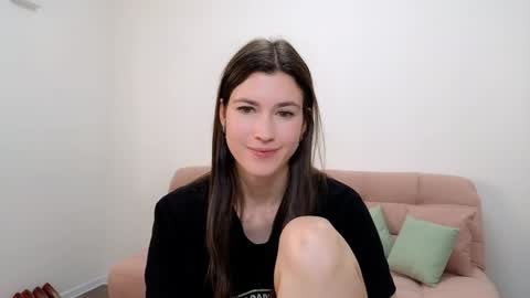 Snapshot of alicianoveli chatting on 3, 12, 2024 alicianoveli online show from 3, 12, 2024