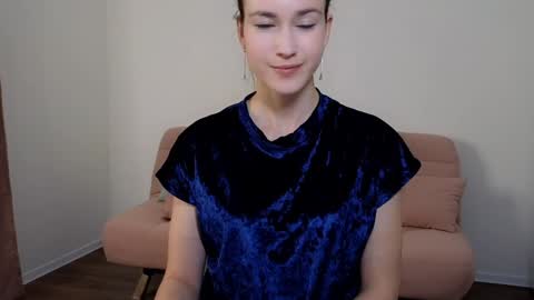Snapshot of alicianoveli chatting on 9, 12, 2024 alicianoveli online show from 9, 12, 2024