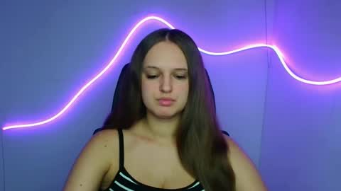 Snapshot of alicie_dream_ chatting on 24, 9, 2025 Alicie online show from 24, 9, 2025