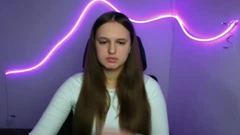 Snapshot of alicie_dream_ chatting on 2, 10, 2025 Alicie online show from 2, 10, 2025