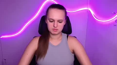 Snapshot of alicie_dream_ chatting on 7, 10, 2025 Alicie online show from 7, 10, 2025