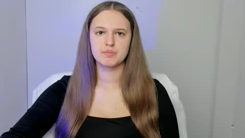 Snapshot of alicie_dream_ chatting on 9, 10, 2025 Alicie online show from 9, 10, 2025