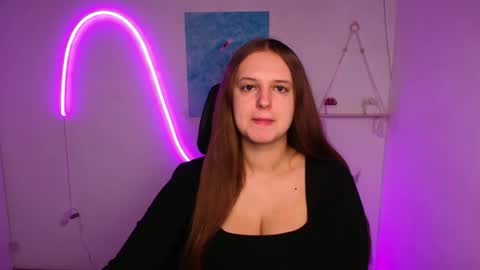Snapshot of alicie_dream_ chatting on 11, 10, 2025 Alicie online show from 11, 10, 2025