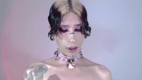     online show from 27, 12, 2024