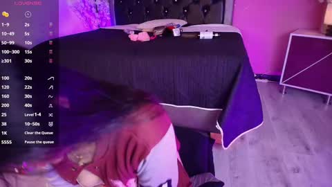 Snapshot of aliice_blond chatting on 25, 9, 2025 Aliice Blond online show from 25, 9, 2025