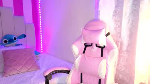 Aliice Brown online show from 23, 11, 2025