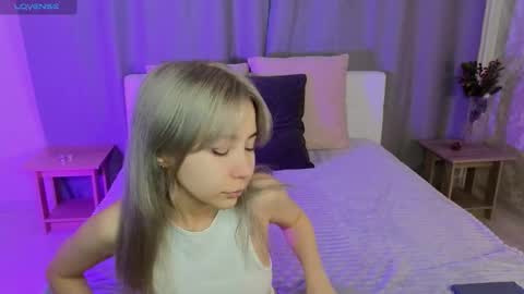 Snapshot of alika_leal chatting on 13, 10, 2025 Im Alika online show from 13, 10, 2025