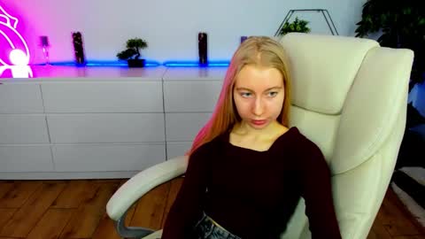 Alina online show from 30, 11, 2025