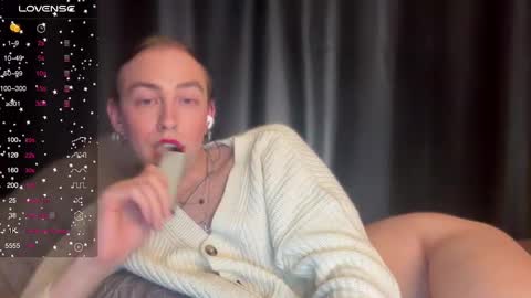 Snapshot of alina_flow chatting on 2, 12, 2024 Alexa online show from 2, 12, 2024