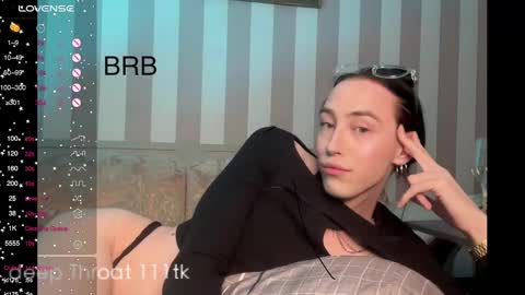 Snapshot of alina_flow chatting on 2, 1, 2025 Alexa online show from 2, 1, 2025